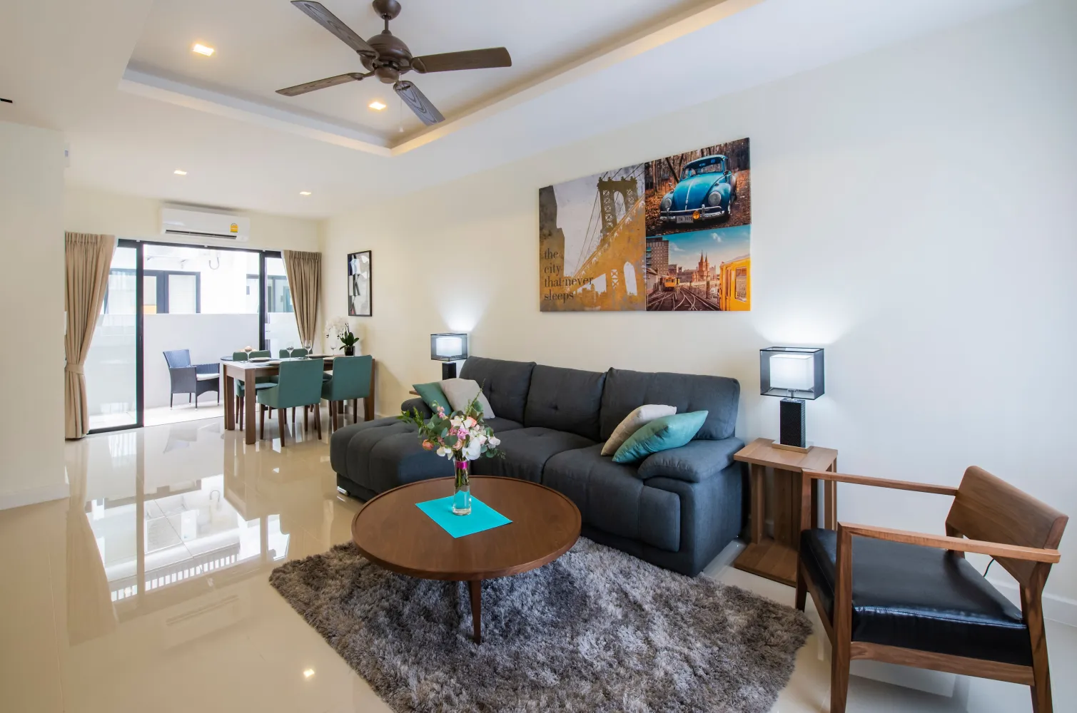 Property image - full photo 1