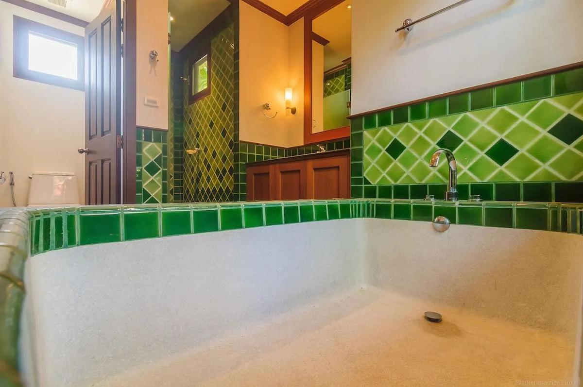 Property image - full photo 52