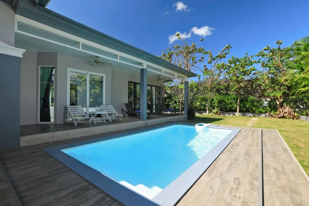 Property image - full photo 1