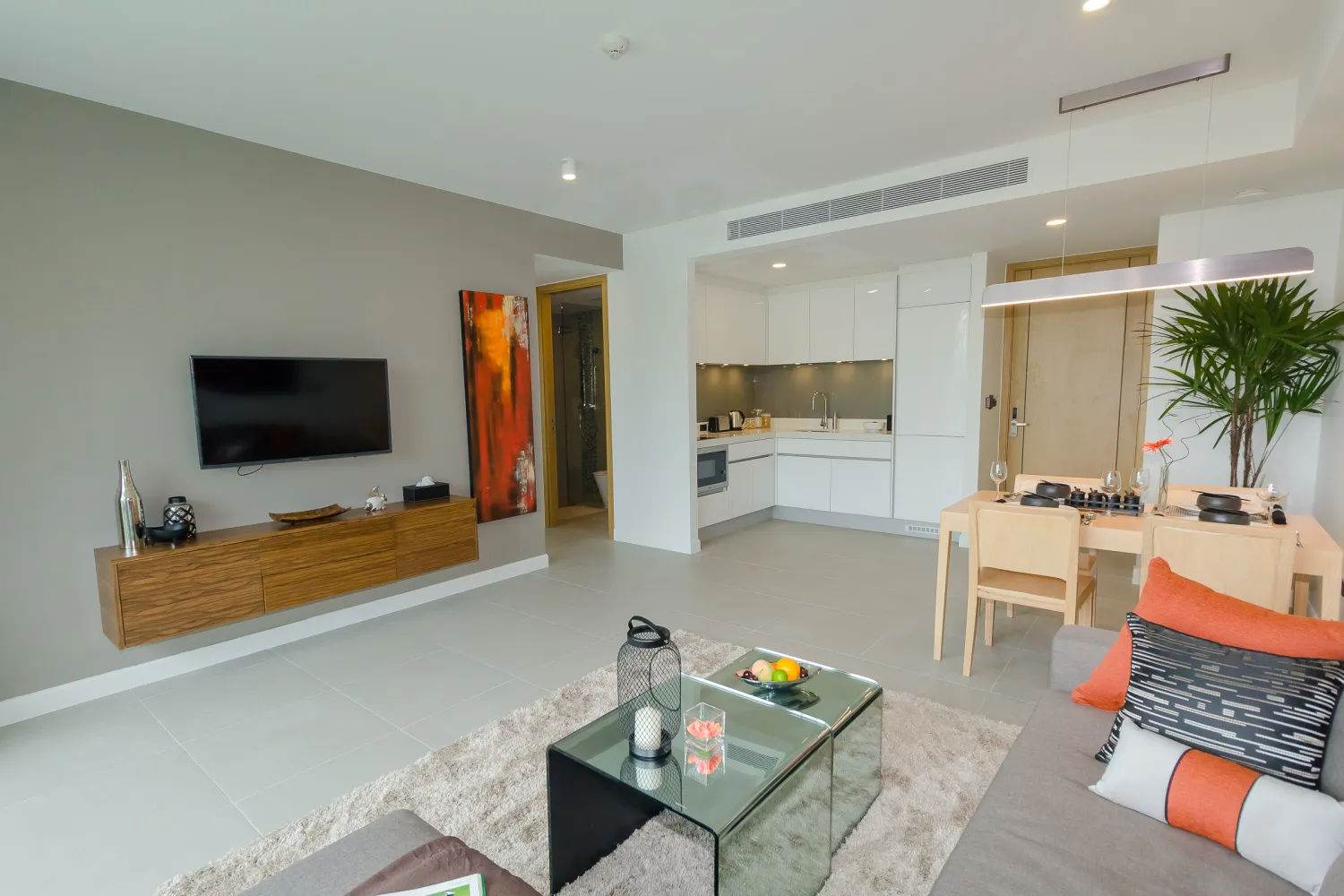 Property image - full photo 5