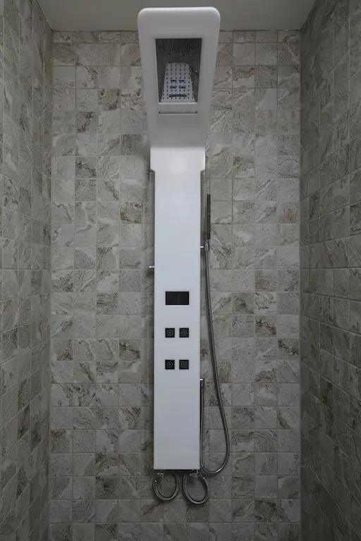 Property image - full photo 37