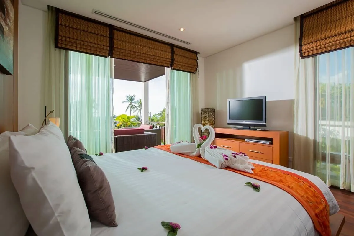 Property image - full photo 7