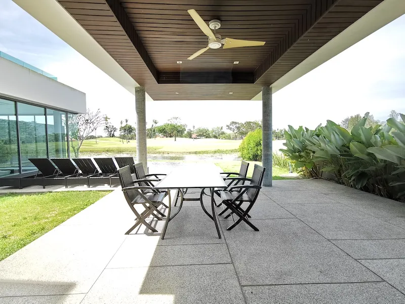 Property image - full photo 5