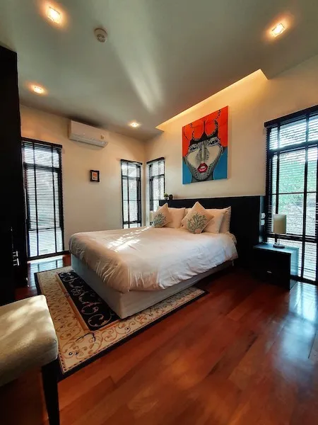Property image - full photo 21