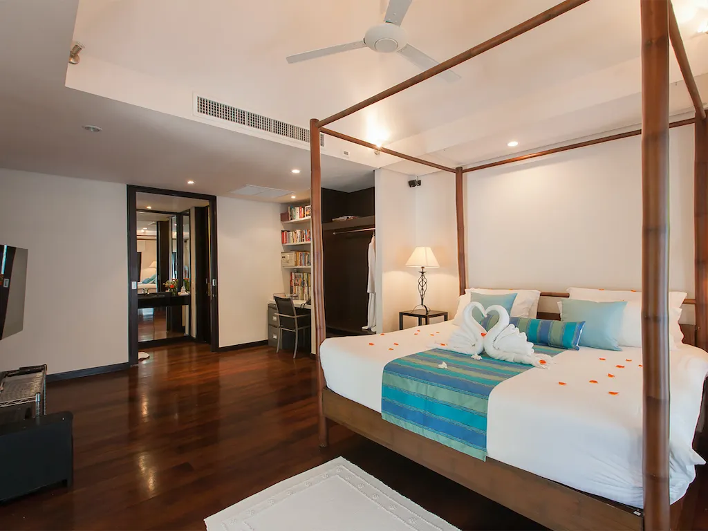 Property image - full photo 7