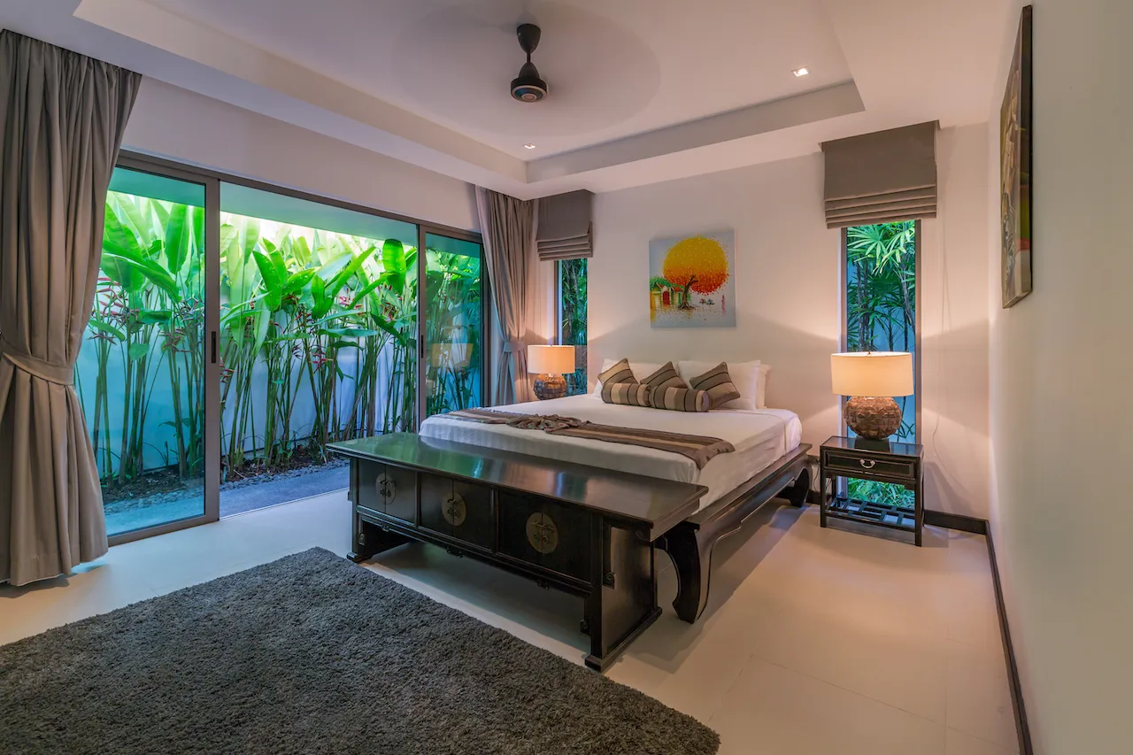 Property image - full photo 4