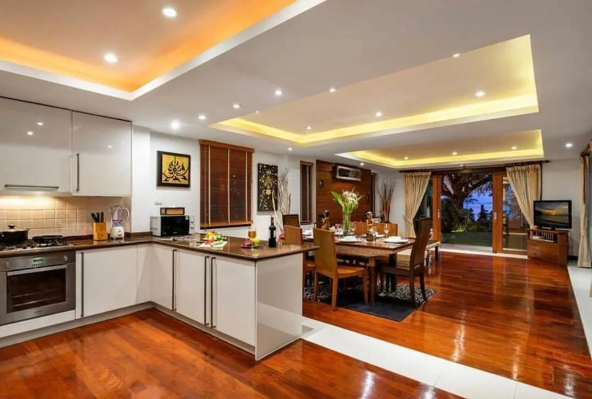 Property image - full photo 5