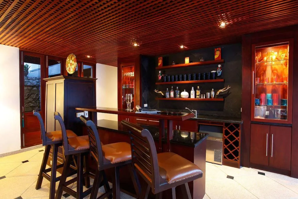 Property image - full photo 18