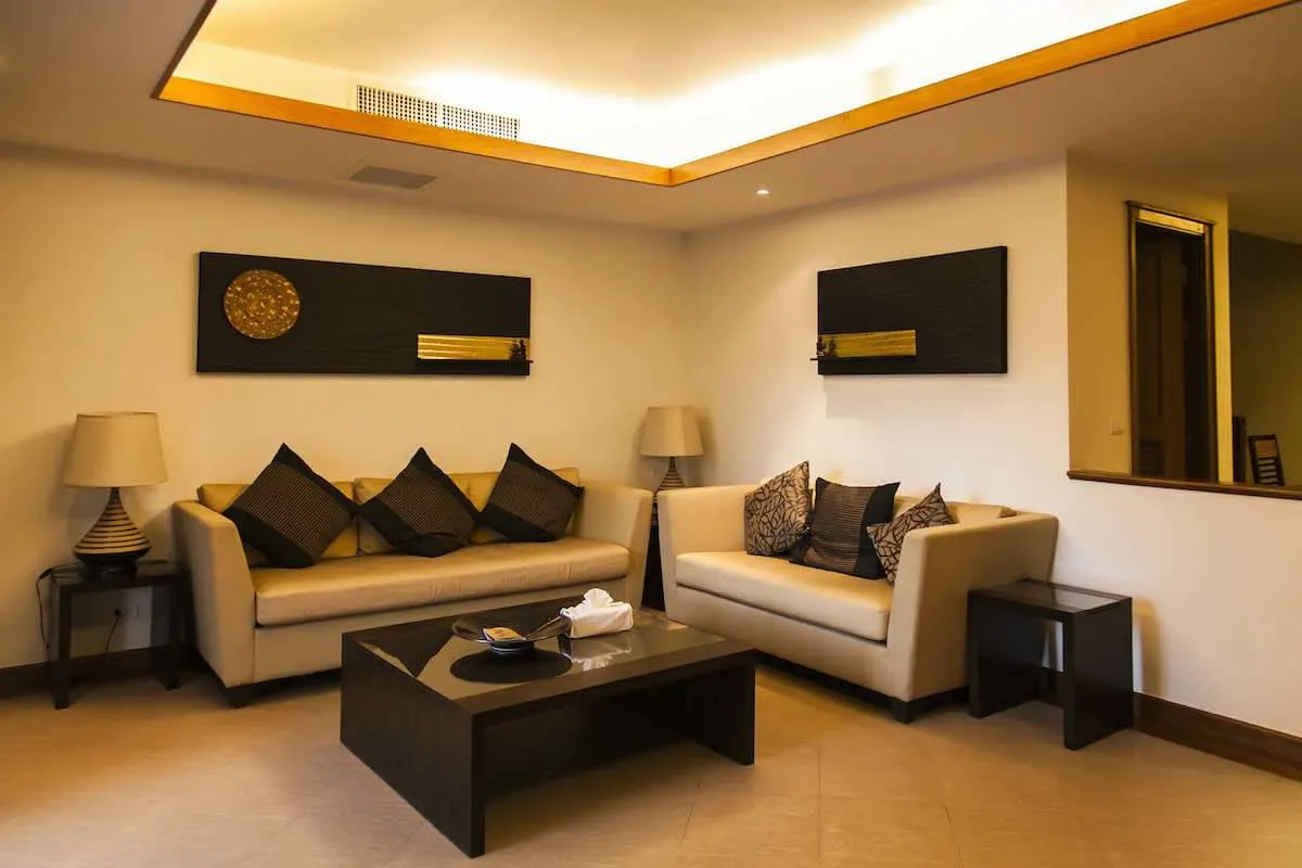 Property image - full photo 3