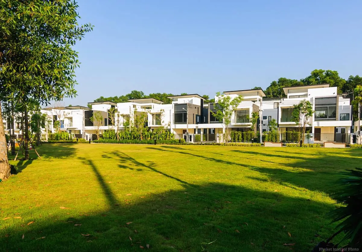 Property image - full photo 43
