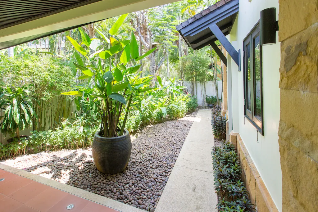 Property image - full photo 22