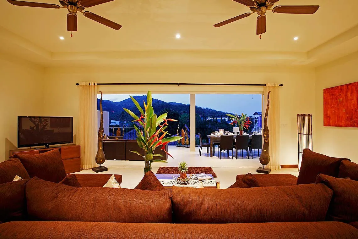 Property image - full photo 10