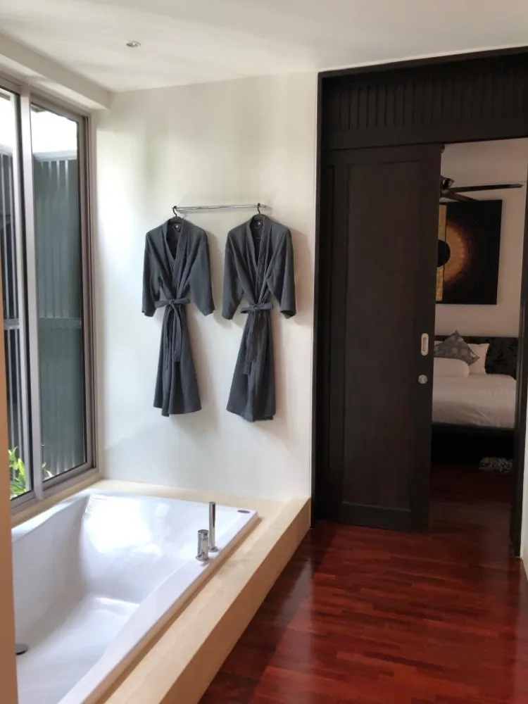 Property image - full photo 26