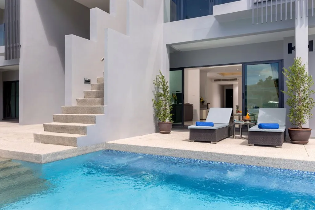 Property image - full photo 3