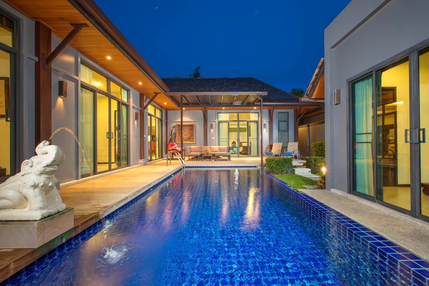 Property image - full photo 32