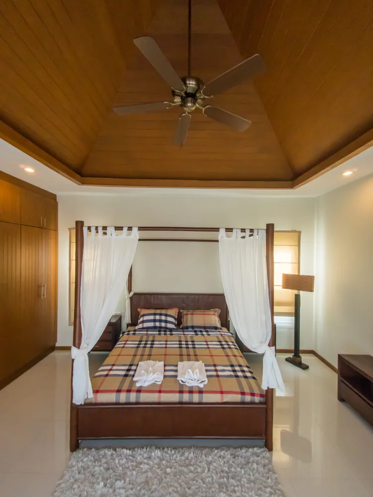Property image - full photo 19