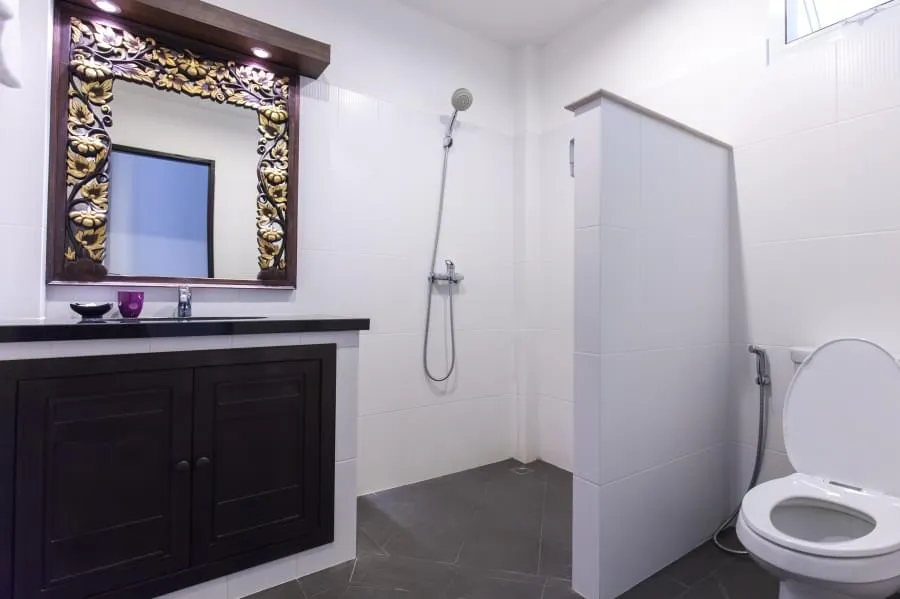 Property image - full photo 18