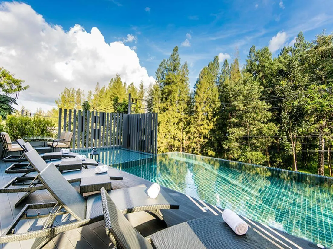 Property image - full photo 12