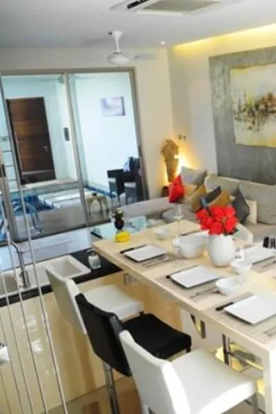 Property image - full photo 4