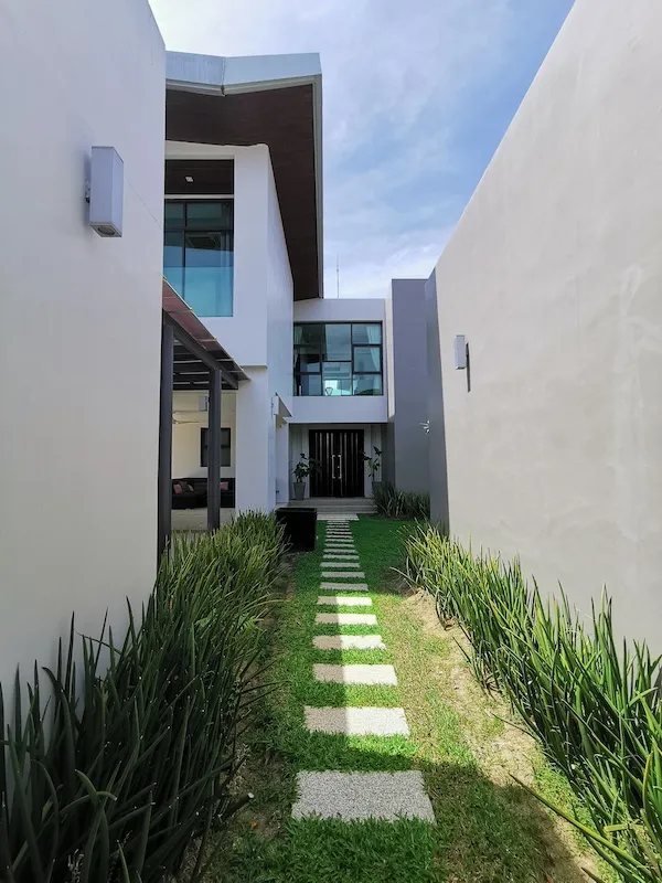 Property image - full photo 29