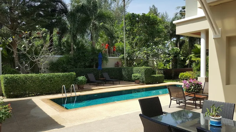 Property image - full photo 4