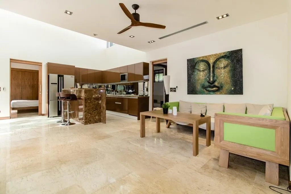Property image - full photo 4