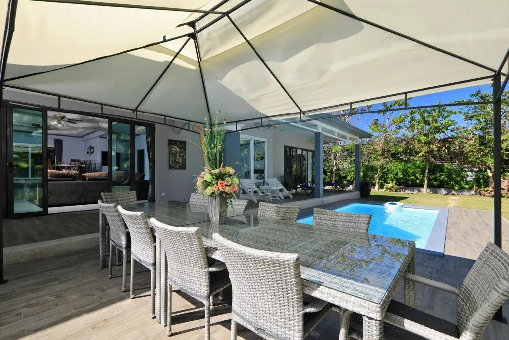 Property image - full photo 13