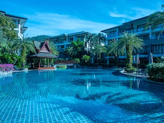 Property image - full photo 54