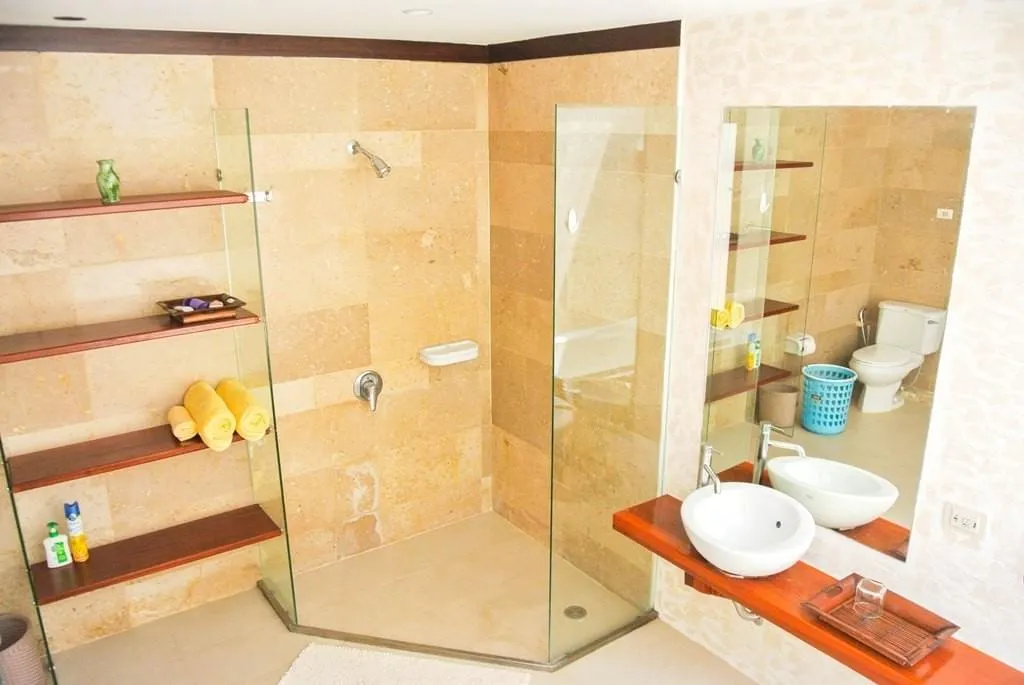 Property image - full photo 22