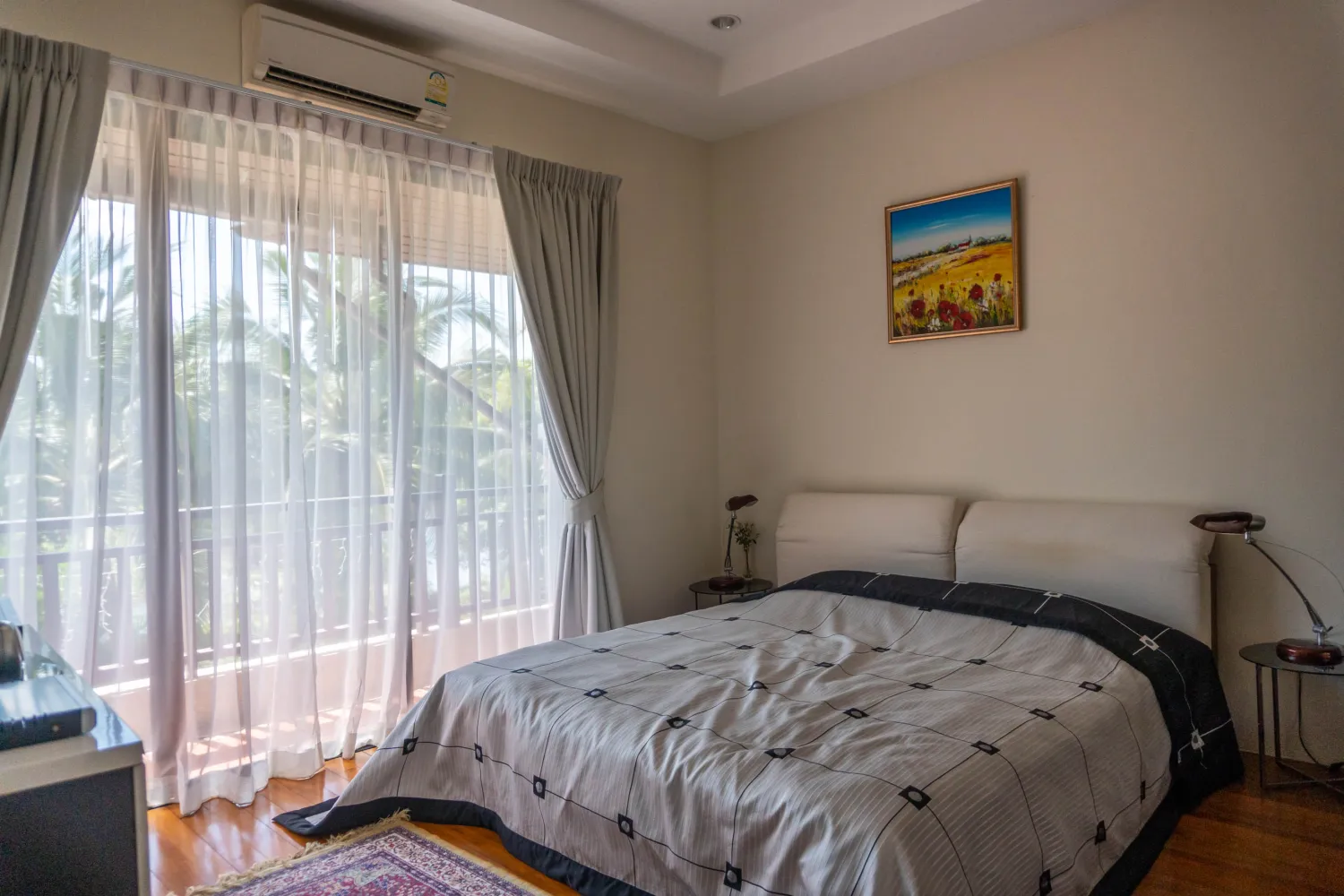 Property image - full photo 104