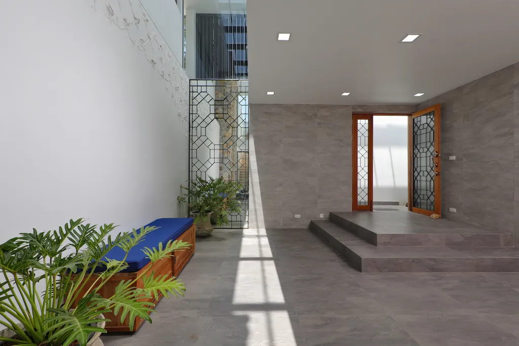 Property image - full photo 16