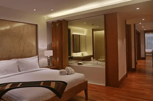 Property image - full photo 3