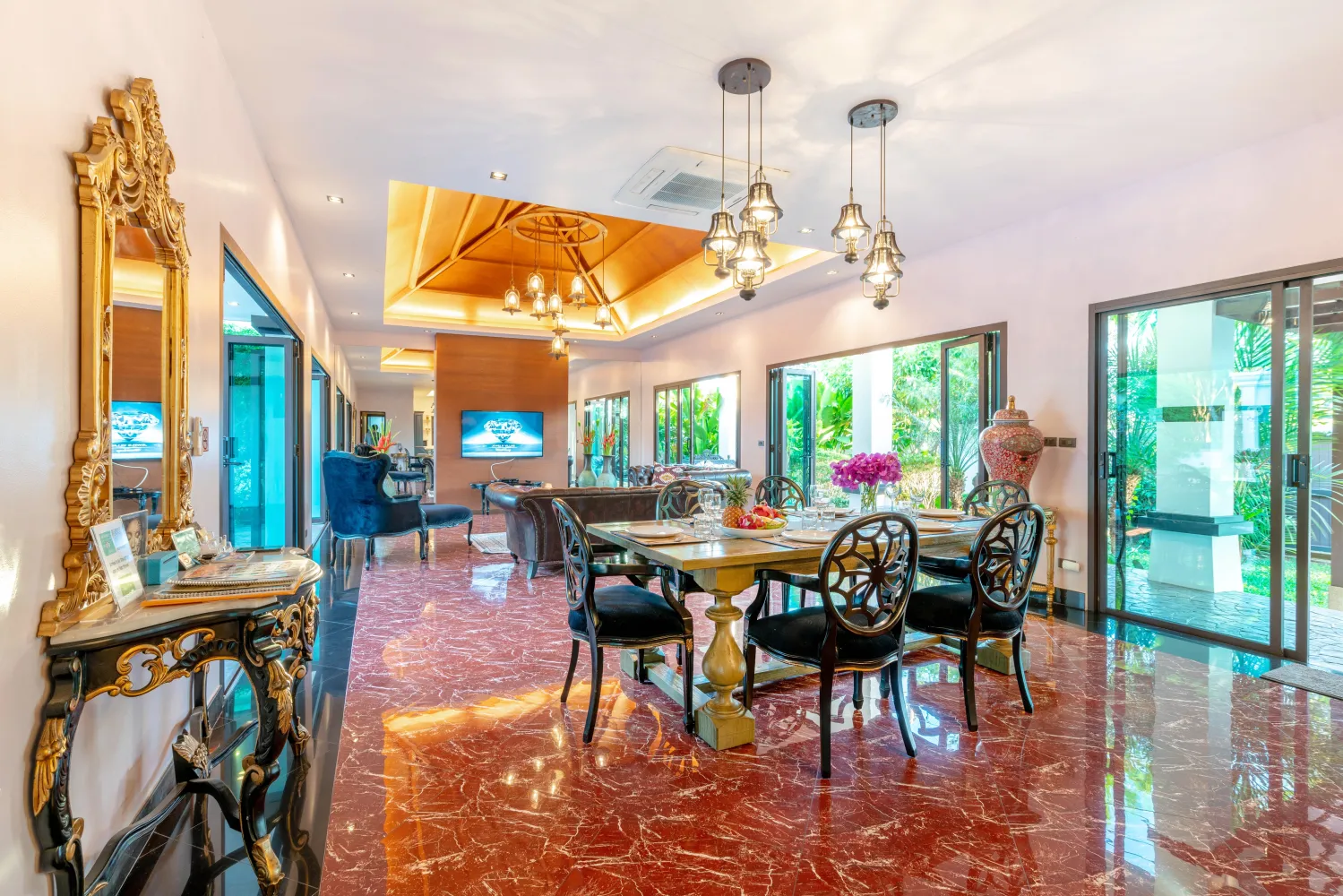 Property image - full photo 18