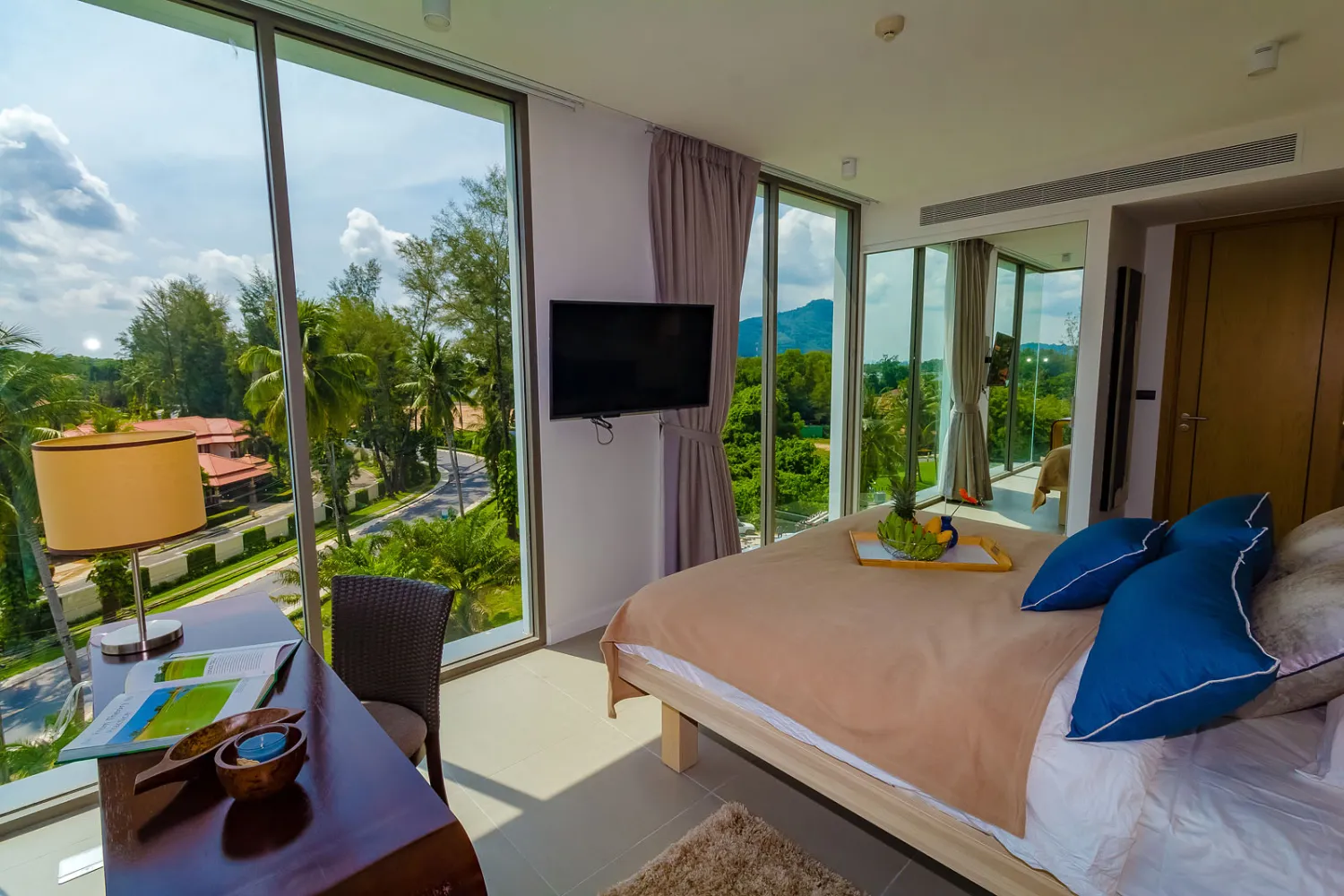 Property image - full photo 18