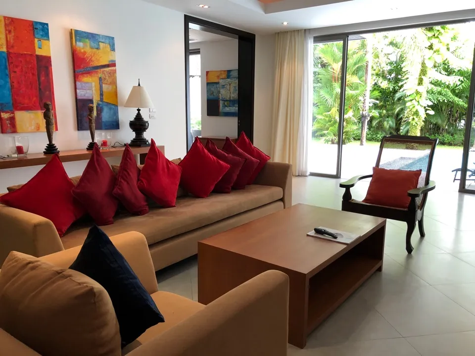 Property image - full photo 3