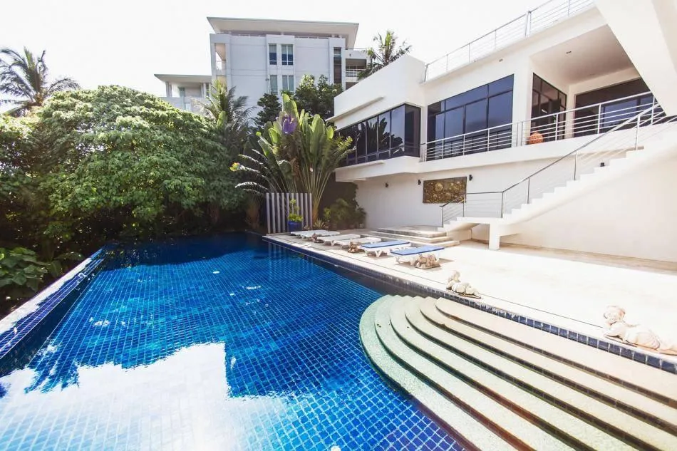 Property image - full photo 15