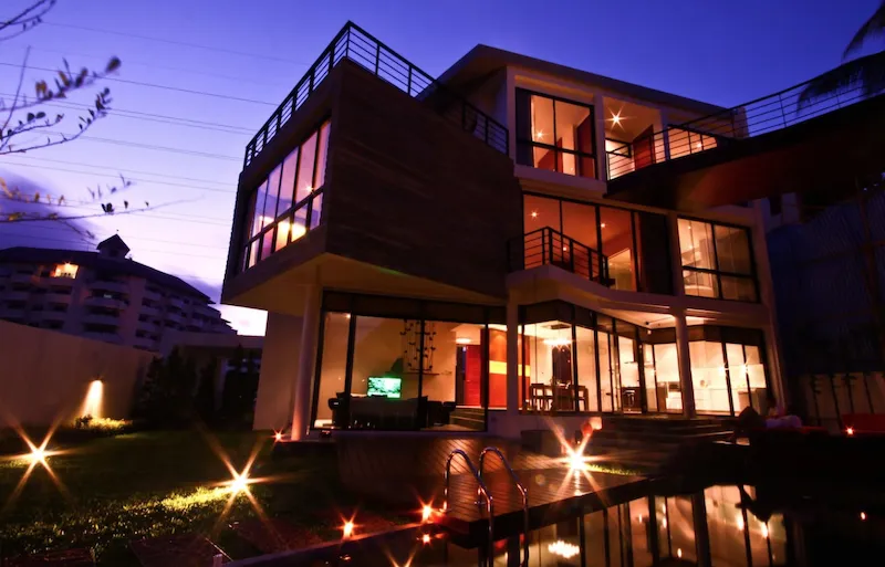 Property image - full photo 40