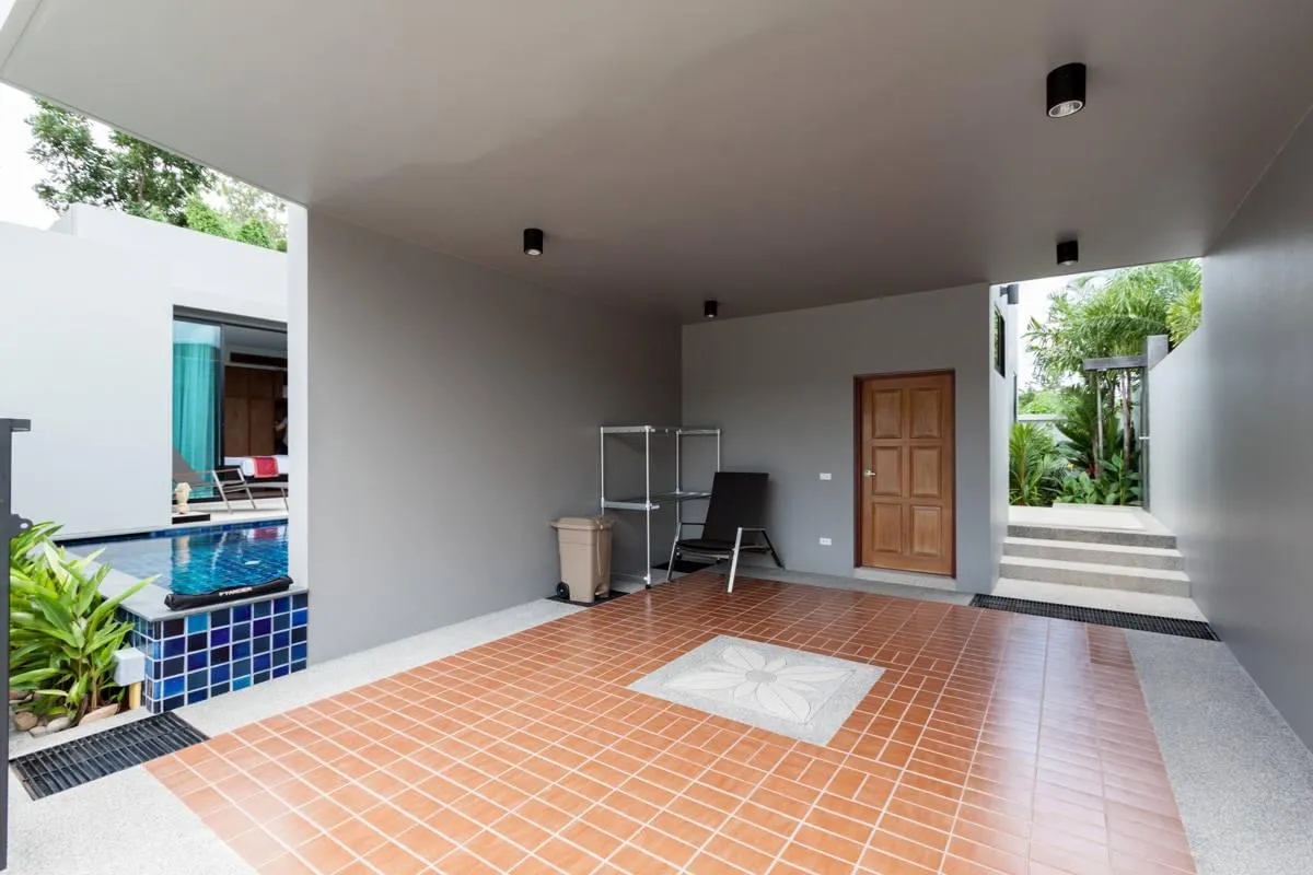 Property image - full photo 3