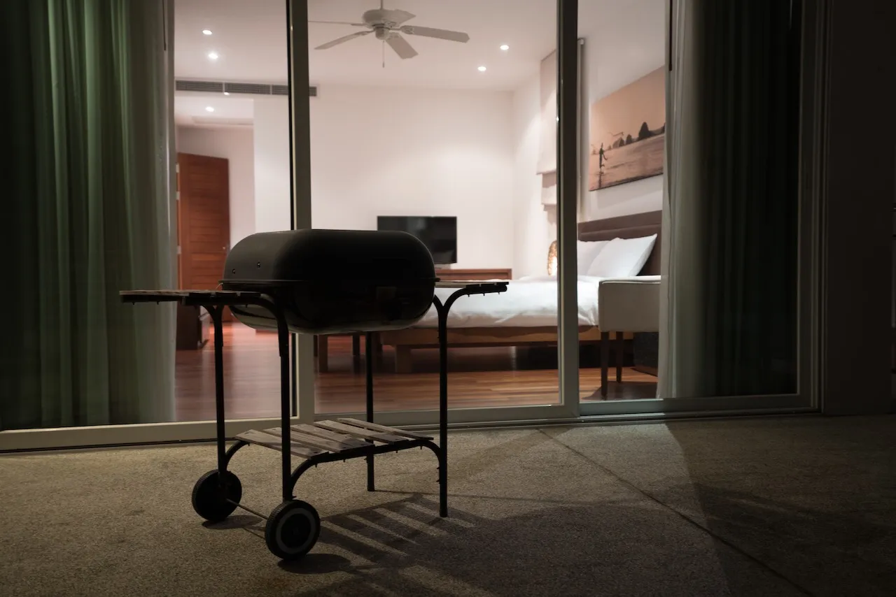 Property image - full photo 18