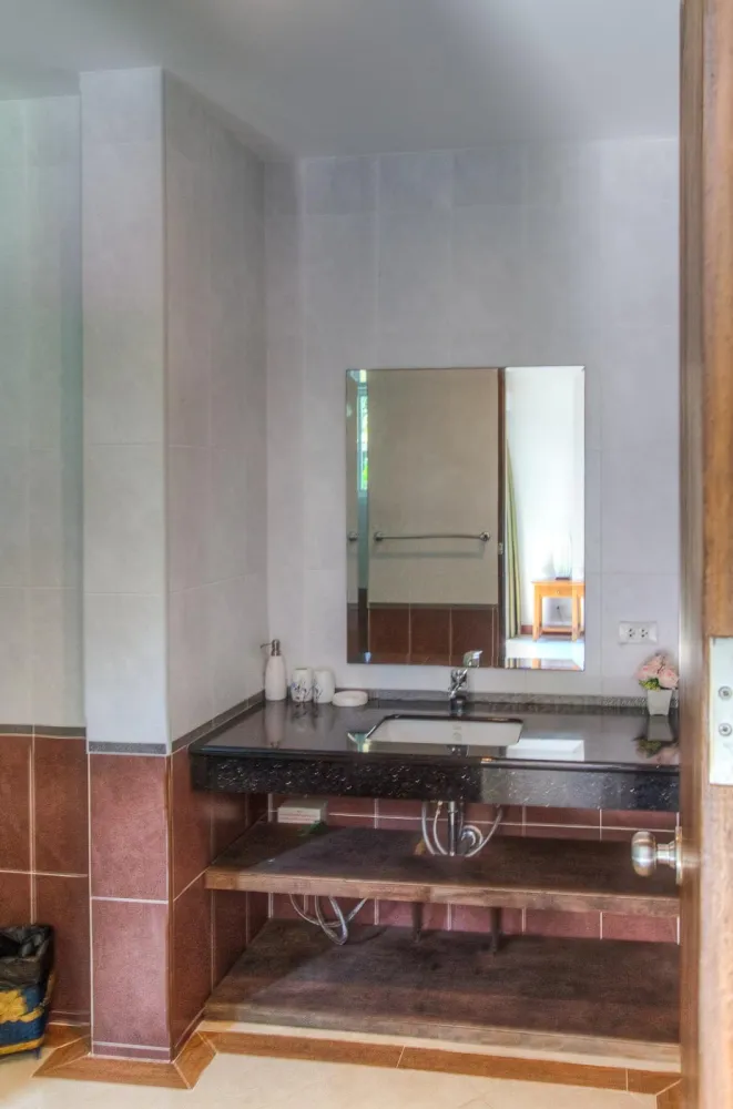 Property image - full photo 25