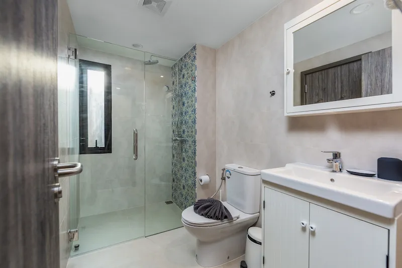 Property image - full photo 14