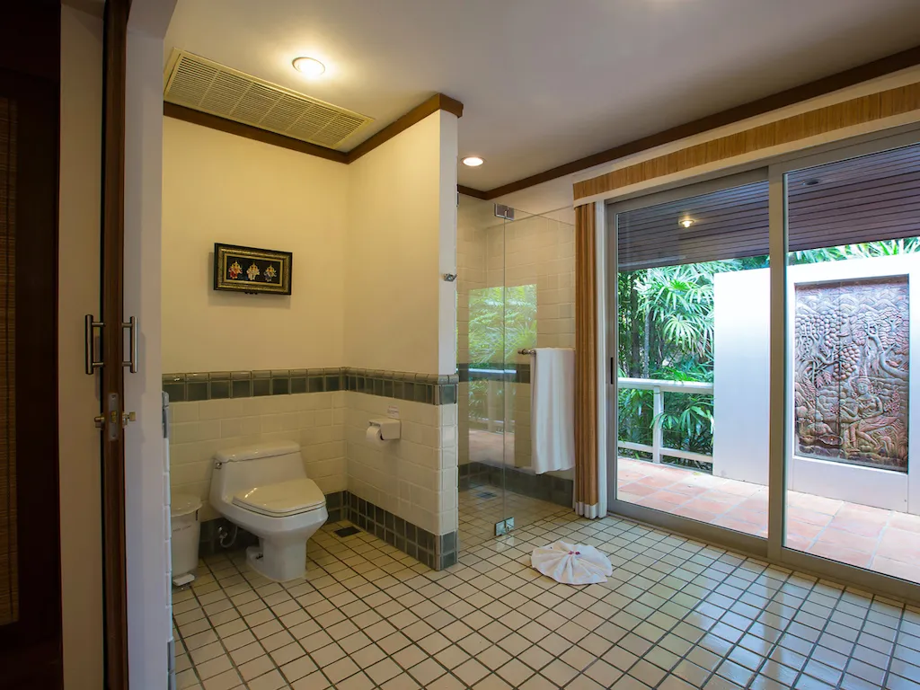 Property image - full photo 18