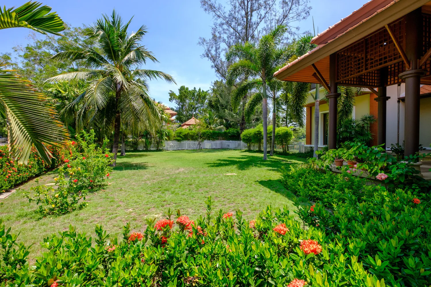 Property image - full photo 16