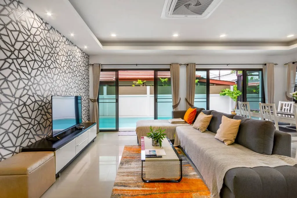 Property image - full photo 23