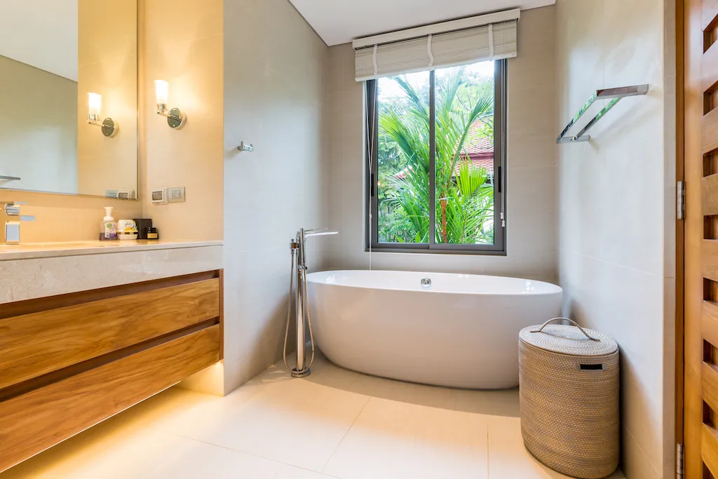 Property image - full photo 11