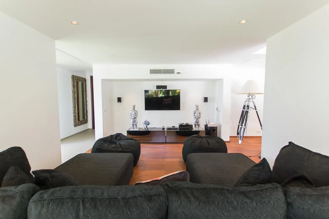 Property image - full photo 18