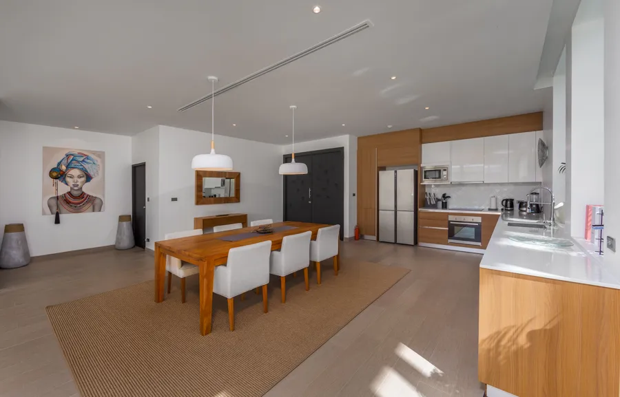 Property image - full photo 4