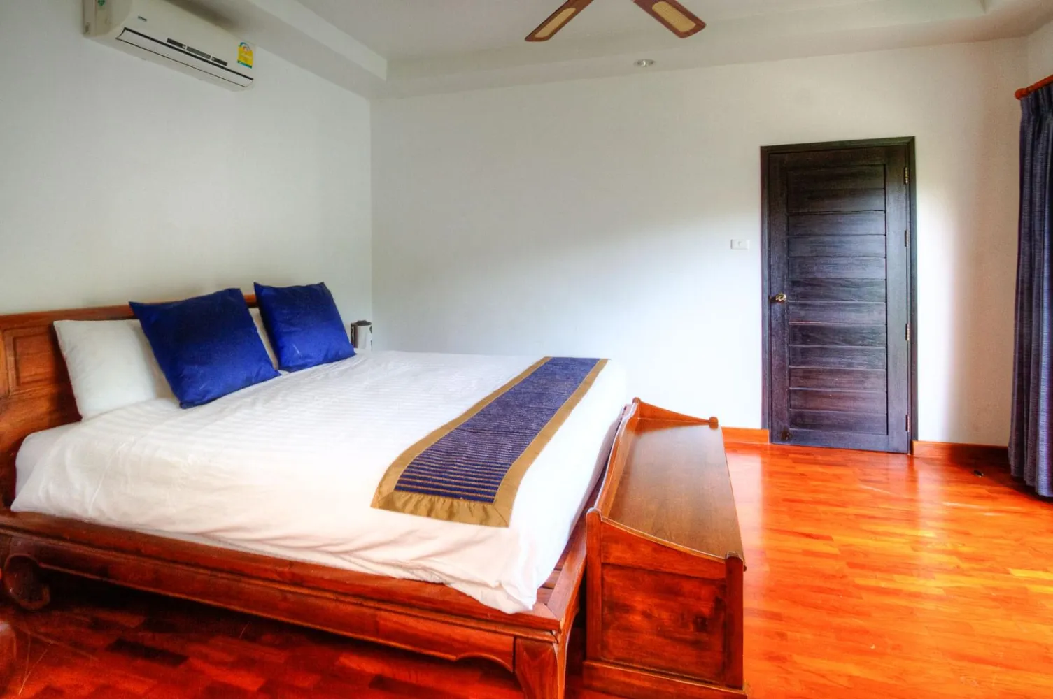 Property image - full photo 25