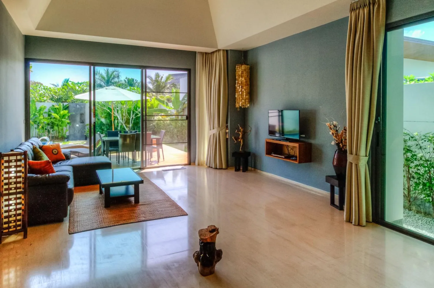 Property image - full photo 8