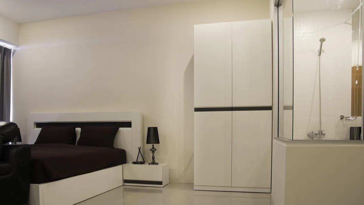 Property image - full photo 7